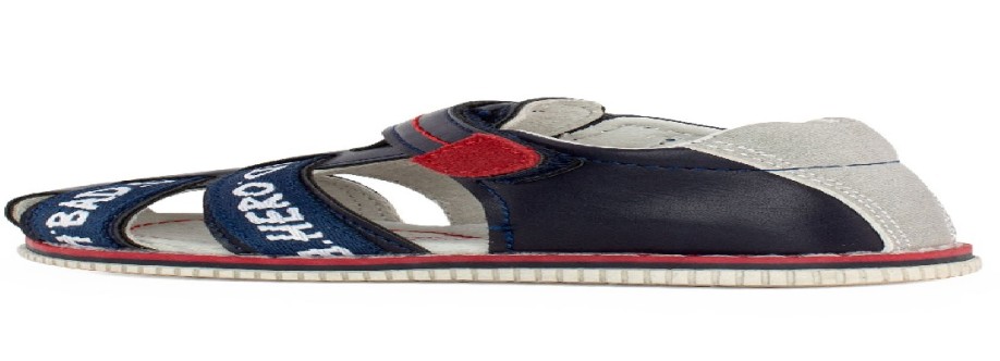 Zouzounia Κids Cover Image