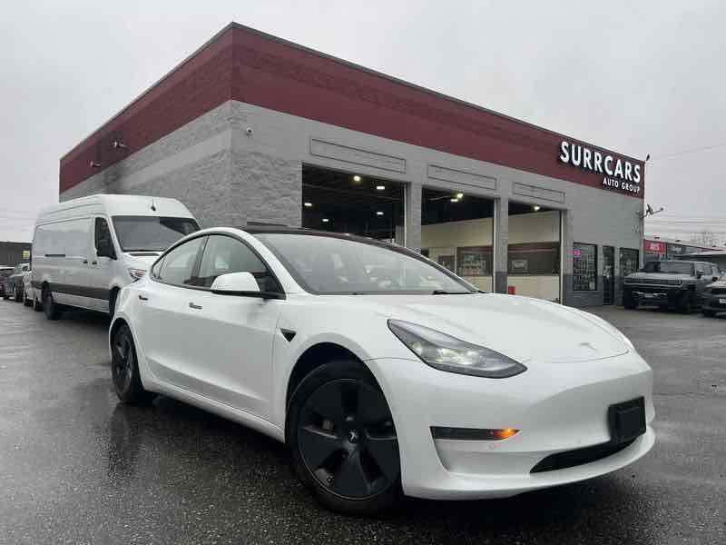 What to Look for When Buying a Used Car from a Surrey Dealer? - Surrcars Auto Group Inc